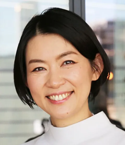 仲 暁子さん